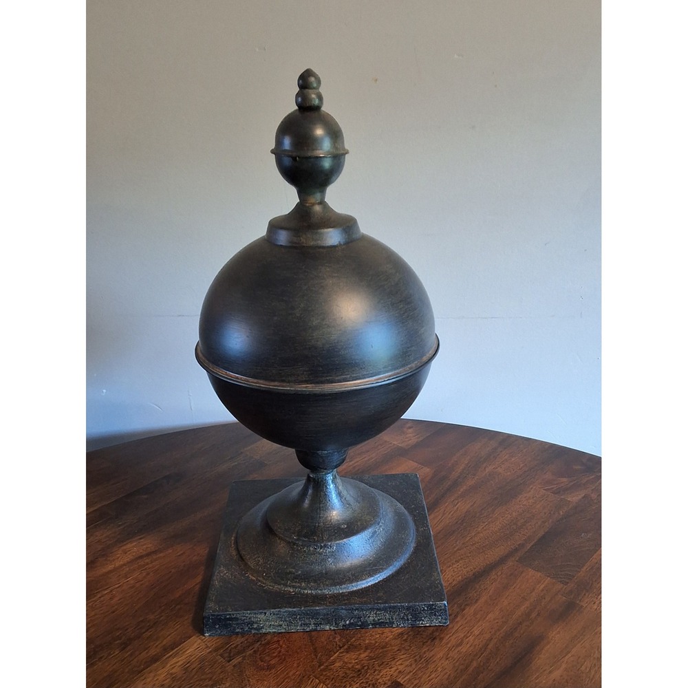 Vintage Heavy Metal Sphere Finial Statue Pedestal Orb Decorative Sculpture 18in